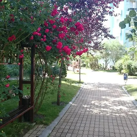 Hotel apartamentowy Yassen Village Słoneczny Brzeg