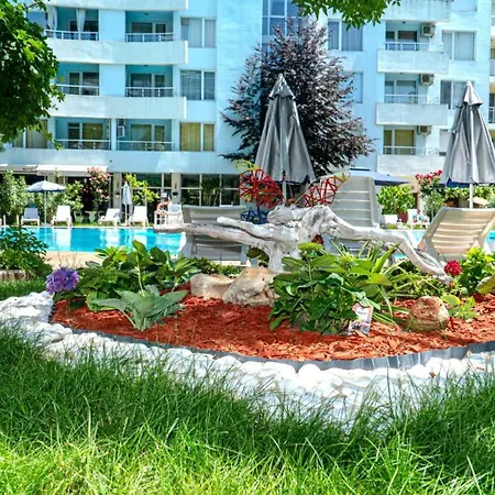 Yassen Village Hotel apartamentowy 3*