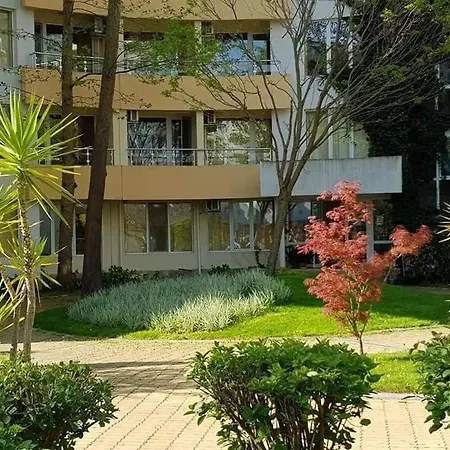 Hotel apartamentowy Yassen Village Słoneczny Brzeg