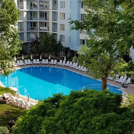 Yassen Village Hotel apartamentowy 3*