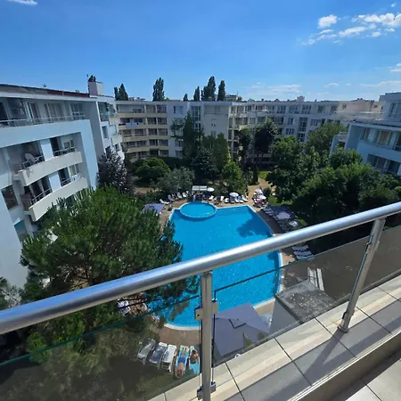 Yassen Village 3*
