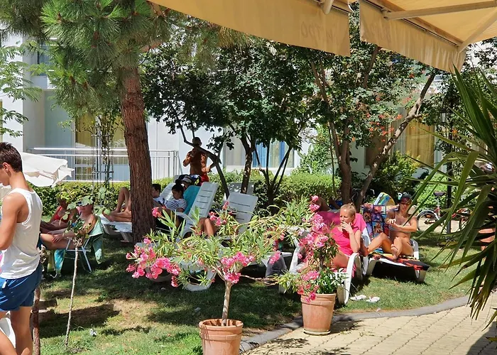 Appart hôtel Yassen Village Slantchev Briag